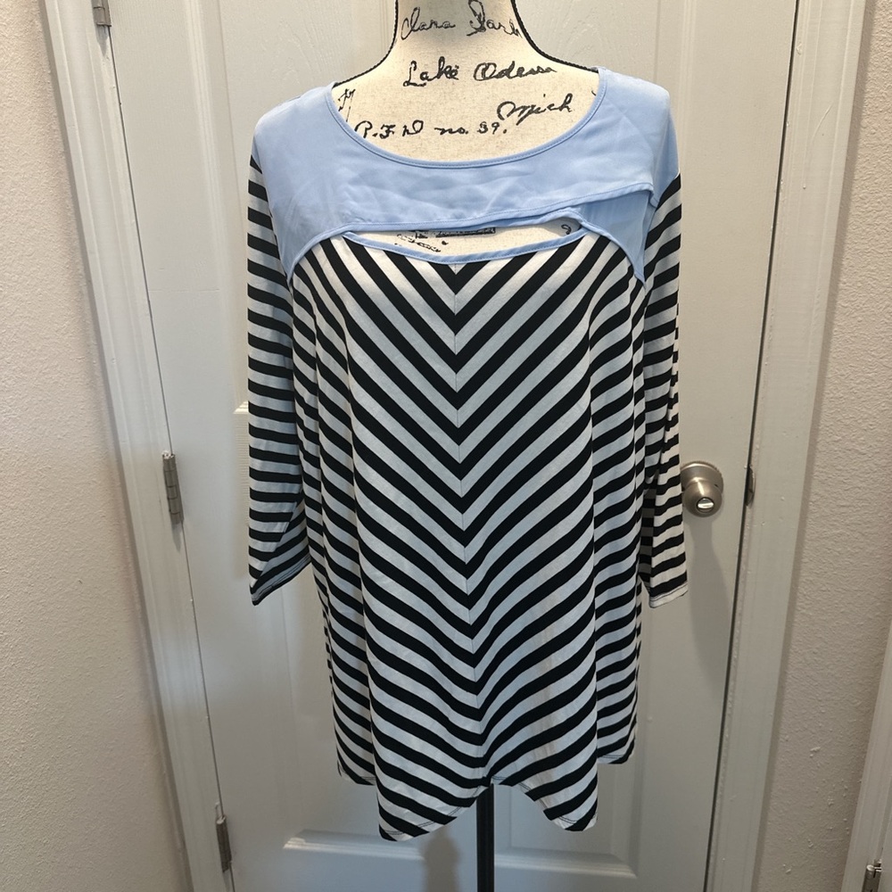 NY Collection Striped Tunic Top with cut-out